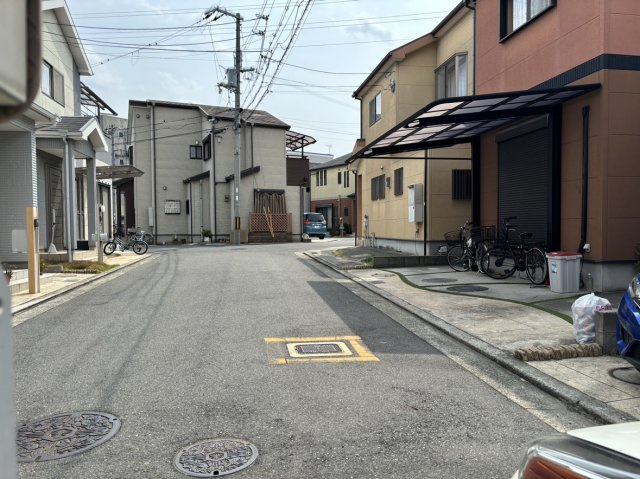 【前面道路含む現地写真】の画像