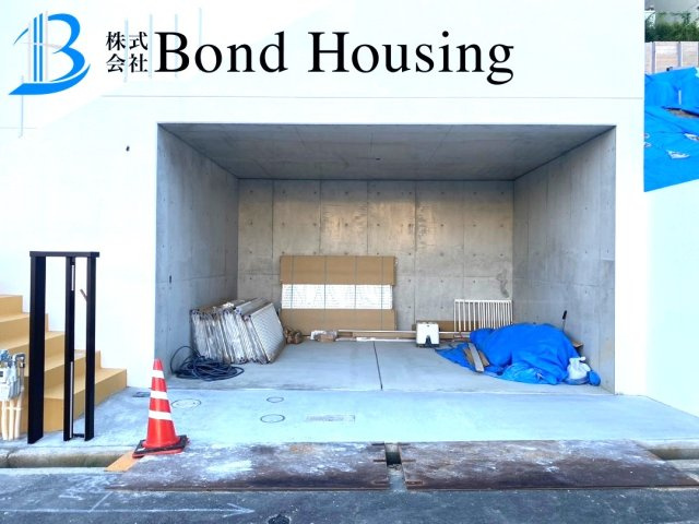 LDK21帖以上アリ　眺望良好　西朝霧丘全6区画　B号地の前面道路含む現地写真