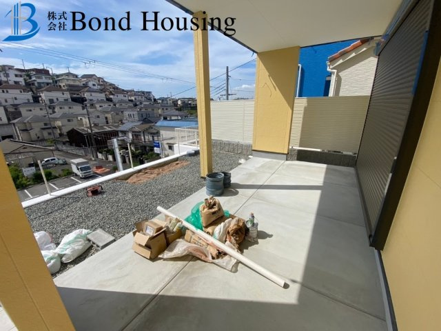 LDK21帖以上アリ　眺望良好　西朝霧丘全6区画　B号地のバルコニー