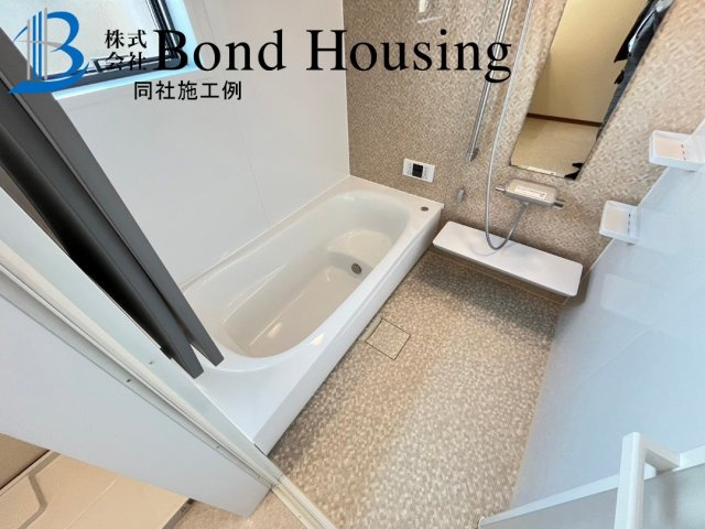 LDK21帖以上アリ　眺望良好　西朝霧丘全6区画　B号地の浴室|同社施工例