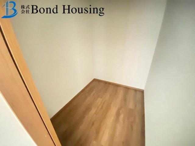 LDK21帖以上アリ　眺望良好　西朝霧丘全6区画　A号地の洋室