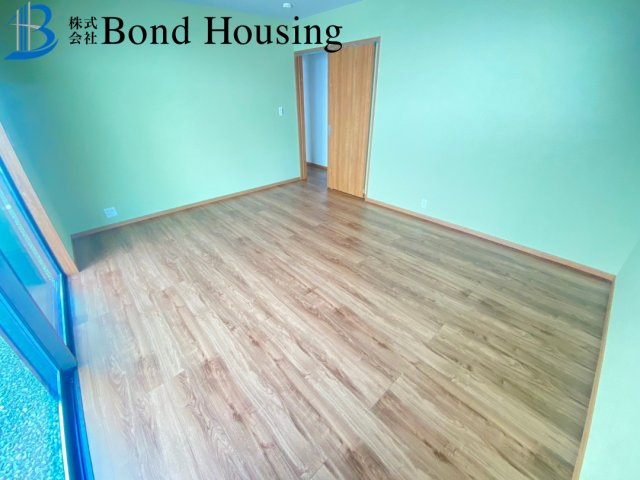 LDK21帖以上アリ　眺望良好　西朝霧丘全6区画　A号地の洋室