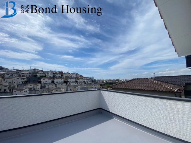 LDK21帖以上アリ　眺望良好　西朝霧丘全6区画　A号地のバルコニー