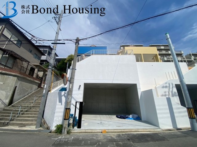 LDK21帖以上アリ　眺望良好　西朝霧丘全6区画　A号地の前面道路含む現地写真