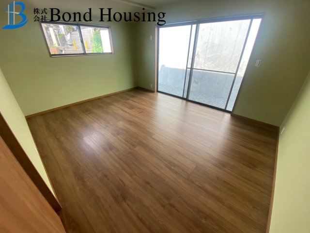 LDK21帖以上アリ　眺望良好　西朝霧丘全6区画　A号地の洋室