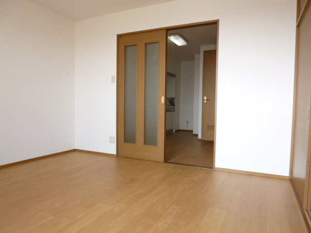 倉敷市宮前の賃貸マンションの洋室