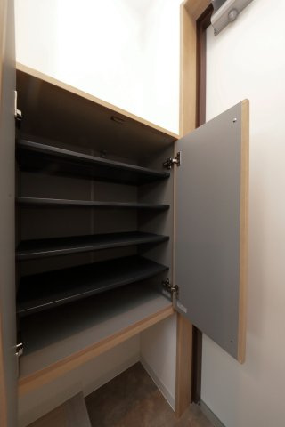 ウェルスクエア京都西陣の収納|シューズケース　