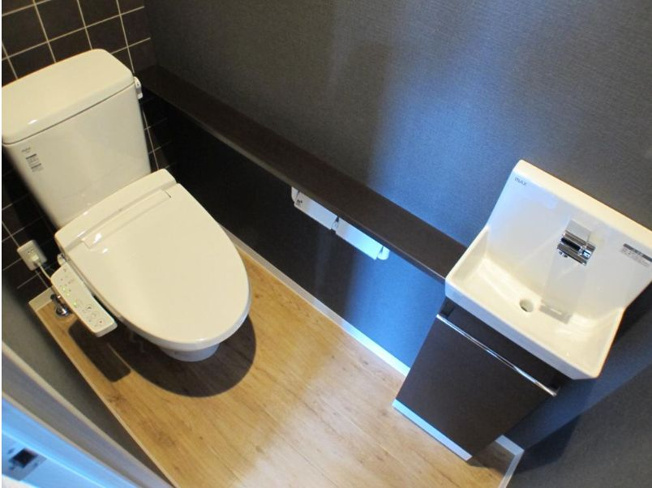 【トイレ】 | 令和4年建築！大阪市西区の一棟収益マンション！