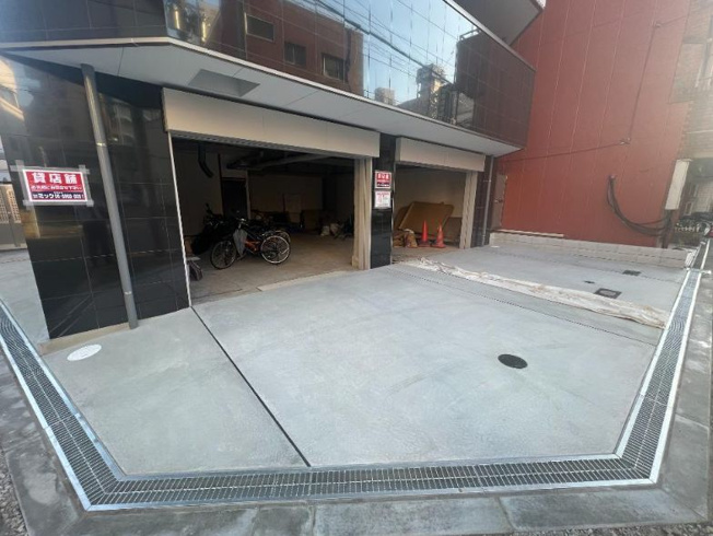 【エントランス】 | 令和4年建築！大阪市西区の一棟収益マンション！