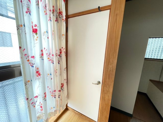 若松町一丁目貸店舗の内装