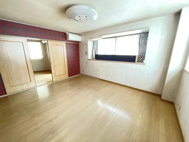若松町一丁目貸店舗の内装
