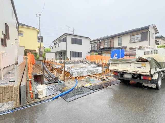 月々１０万円台～　新築戸建　川越市吉田の前面道路含む現地写真|北東側：前面道路4.0ｍ公道