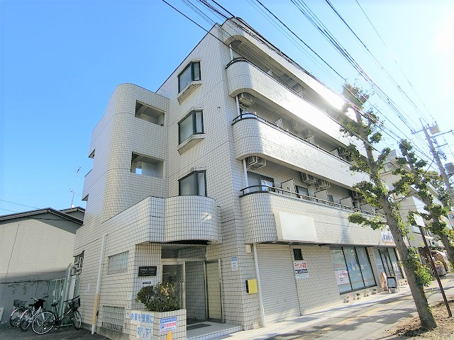 ラディーナマンションの外観