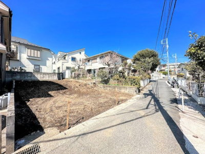 【前面道路含む現地写真】 | ◆◇霞台　建築条件なし売地◇◆ | ◆前面道路は閑静な住宅地。車通りの少ない道路です。お子様にも安心です。