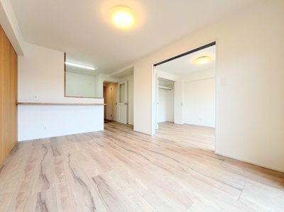 【居間・リビング】 | ◆◇鶴見岸谷ハイツ◇◆ | ◆リビングは一日中太陽の光が射し込みます。家族が集まる空間は、自然と笑顔が溢れます！