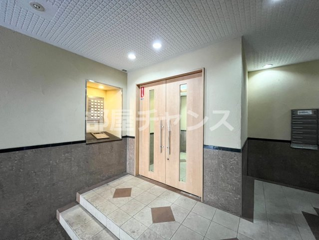 Ｊ＆Ｔのエントランス