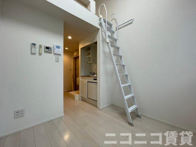 【居間・リビング】