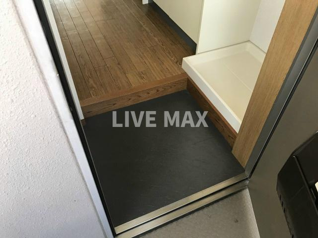 【玄関】ヴィヴァーチェ四条大宮