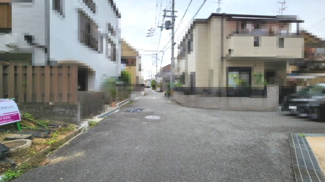 【前面道路含む現地写真】 | 高槻市寿町2丁目　売土地 | 幅員4.7m