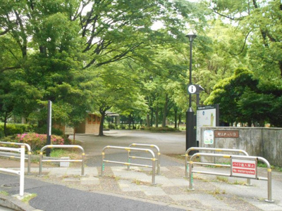東京都立 戸山公園まで160ｍ