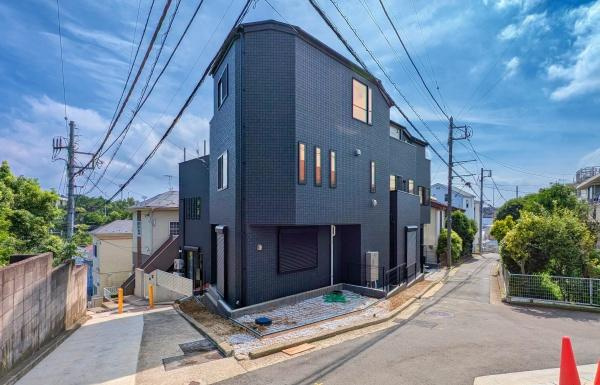横浜市神奈川区三ツ沢西町の新築一戸建の外観|閑静な住宅地でゆったりとお過ごし頂けます。
お気軽にお問合せ下さい！