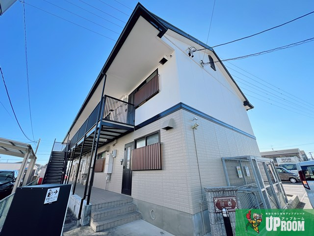 サニーサイドコーポ川西の外観