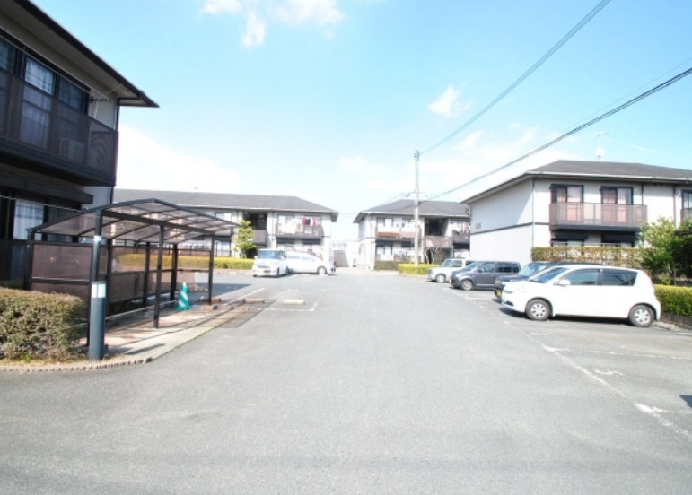 ハミングタウン合川の駐車場|駐車場に車を止められます