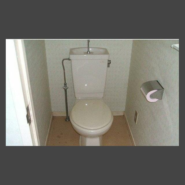 古賀第2ビルのトイレ|ゆったりとした空間のトイレです