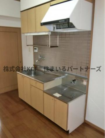 久留米市合川町の賃貸マンションのキッチン|お料理しやすいキッチンです