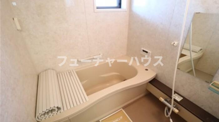 ソレイユ　コートの浴室