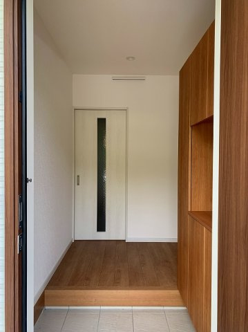 【No.6965】郡家中古住宅/4LDK/R2年築/室内綺麗の玄関