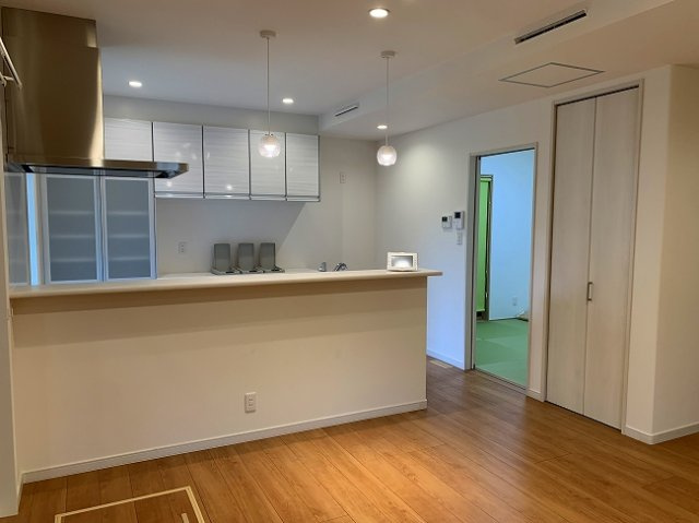 【No.6965】郡家中古住宅/4LDK/R2年築/室内綺麗の居間・リビング