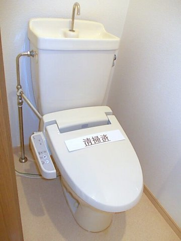 ニューシティ広川（Ｃ）のトイレ|ゆったりとした空間のトイレです