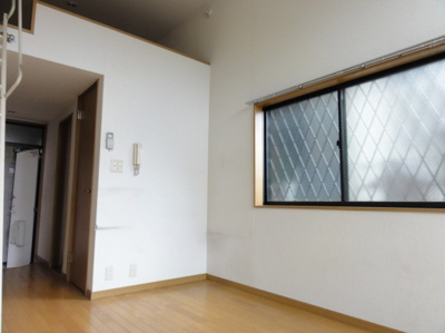 【洋室】 | リュミエール箱崎宮前A | 別号室の写真になります。現況優先。