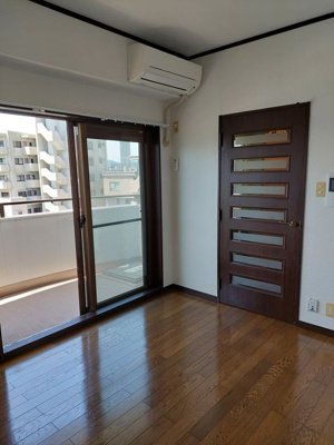 【居間・リビング】 | ライオンズマンション大濠第３ | 別号室の写真になります。現況優先。