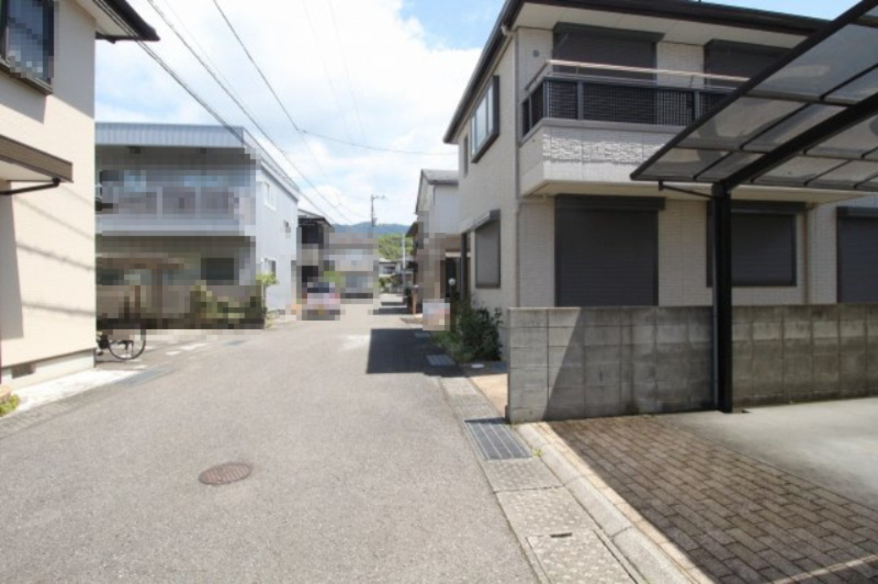 一宮徳谷　中古戸建　の前面道路含む現地写真