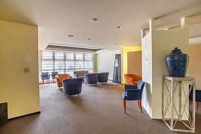 【エントランス】 | 堺駅前アーバンコンフォート | 清潔なエントランスです