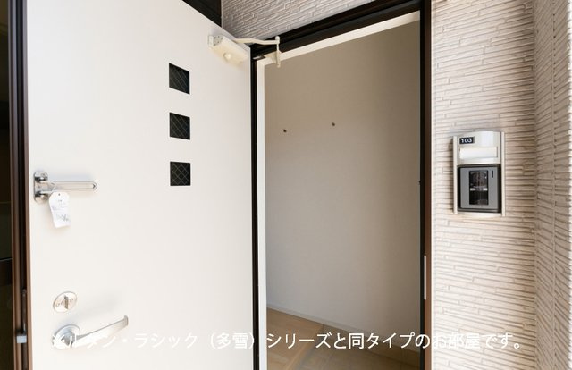 フィレンツェＡの玄関|玄関