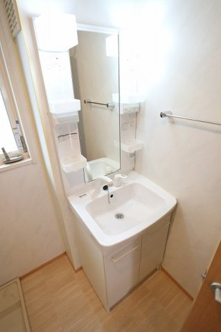 クレインの独立洗面台