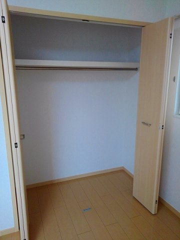 サンリット　リバーの収納