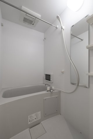 RUSCELLO-UNOの浴室