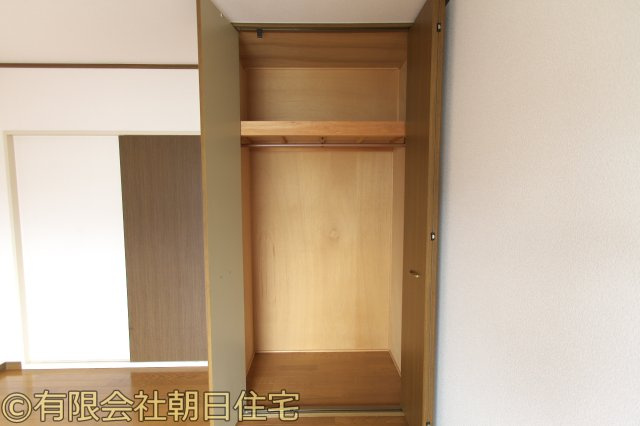 ピュア広本町の収納