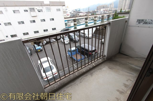 ピュア広本町のバルコニー