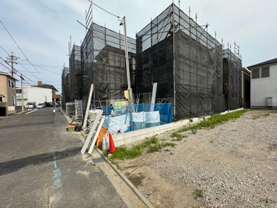 【前面道路含む現地写真】 | First Town中村区横前町全４棟【仲介手数料無料　八社小学校　御田中学校】 | 撮影
社長の村田です！
自らプレイヤーとして営業しています
長年の経験と実績から皆様により良いマイホーム購入のご提案をいたします。
住宅ローンの不安や購入後の不安等何でもご相談ください。