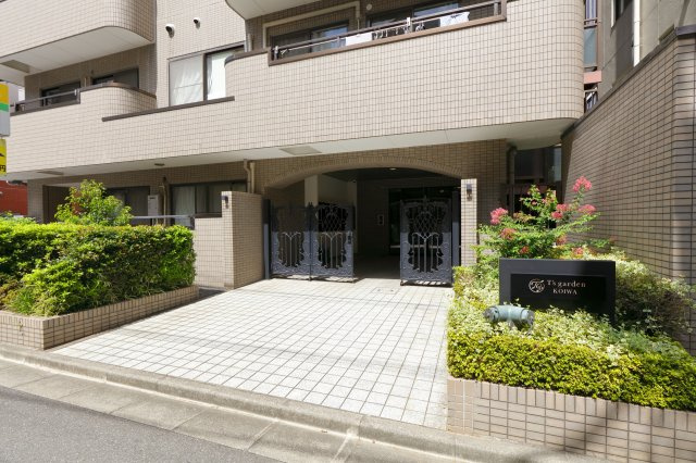 T's garden小岩のエントランス