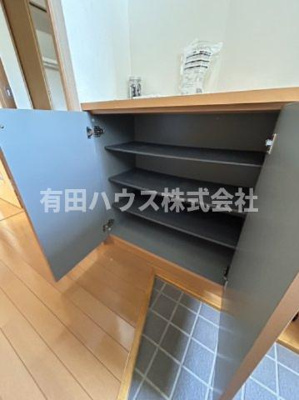 【収納】 | メゾンローリエ | 棚は可動式なのでお好みの高さに出来ます