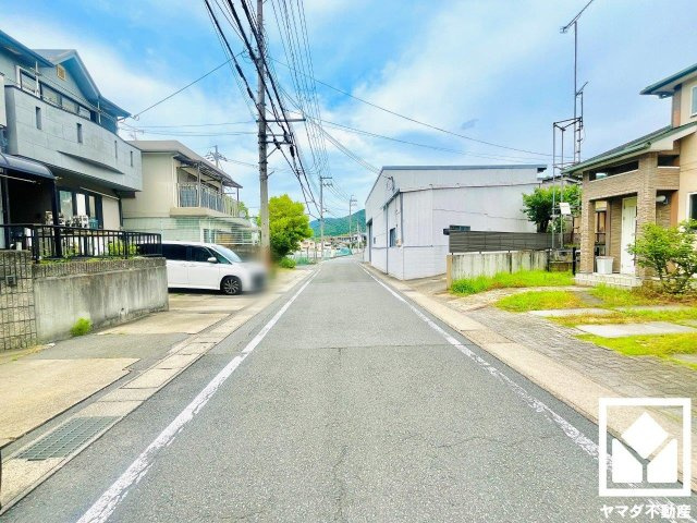 宇治市木幡平尾の前面道路含む現地写真