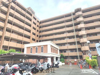 【外観】 | ライオンズガーデン園田 | 【ライオンズガーデン園田】地上８階建　総戸数８６戸　ご紹介のお部屋は２階部分です♪令和６年６月１７日室内リフォーム完成済みです(^^)