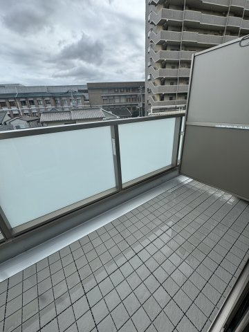 【バルコニー】シャーメゾン鹿田本町