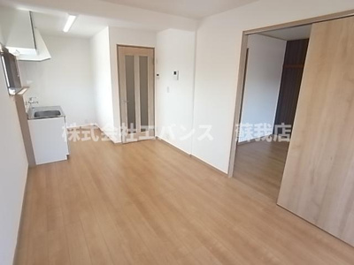 【居間・リビング】 | ファーレ秋元 | 居間です